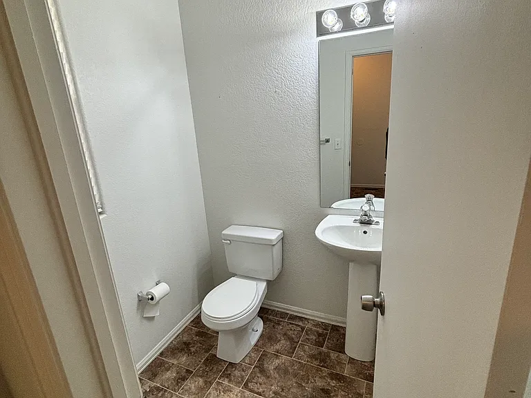 3115 Tidewater Point — Photo 3