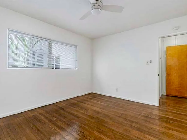 1015 E Ocean Blvd #6 — Photo 6