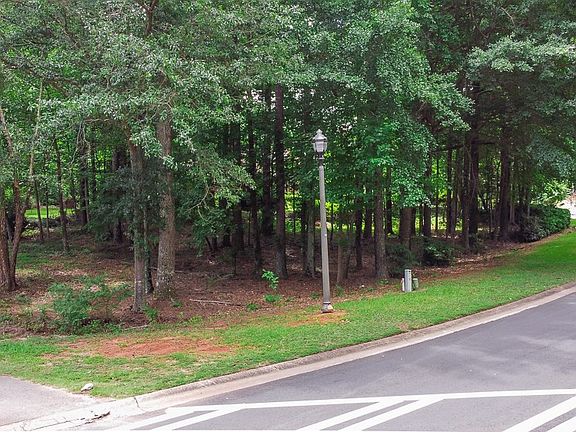 3rd image of 0 White Oak Dr #12