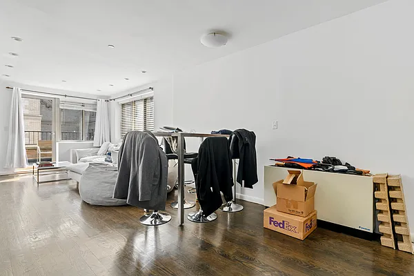 Rented by Kin | media 1