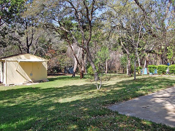 2nd image of 9647 Bryce Dr