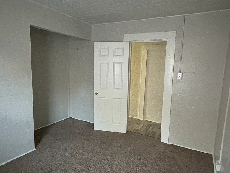 1005 W Arch St #C — Photo 6