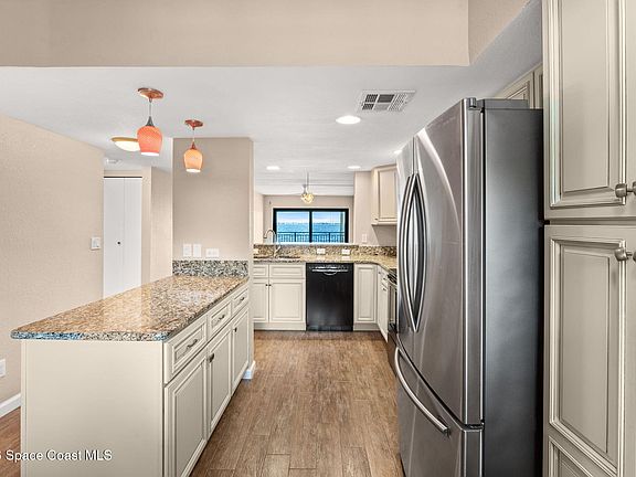 5th image of 3901 Dixie Hwy NE APT 102