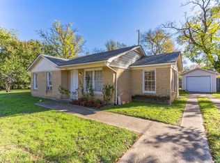 5617 S Schilder Dr, River Oaks, TX 76114