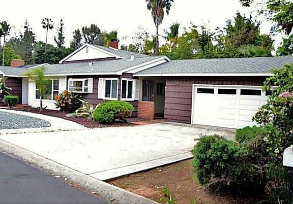 3rd image of 9215 Shirley Dr