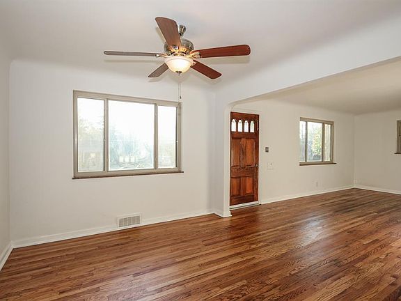 5th image of 7239 Berwood Dr