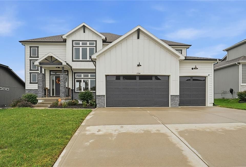1st image of 1709 SW Hightown Dr