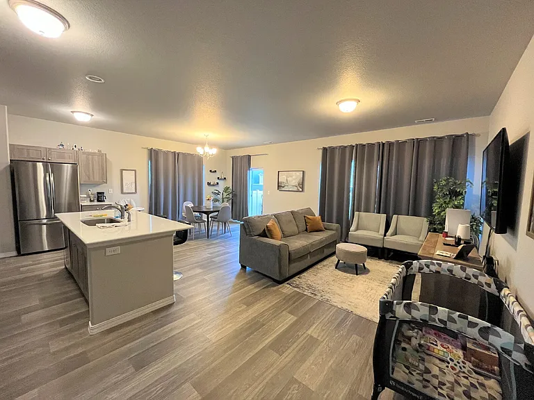 4400 Gneiss Loop — Photo 4