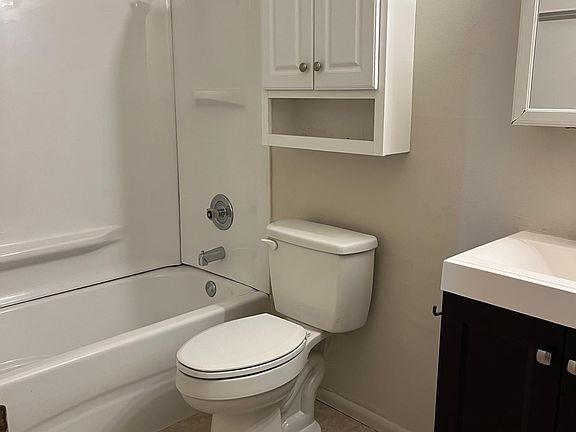 5th image of 3509 S Avenue A #8
