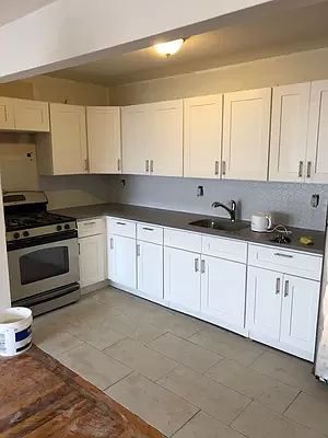 1st image of 748 Brush Ave #2