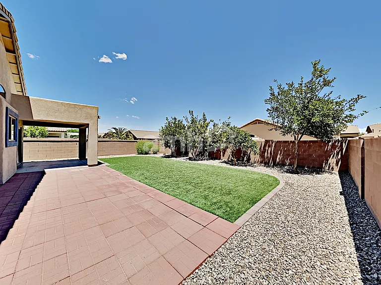 342 W Calle Paso Suave — Photo 20