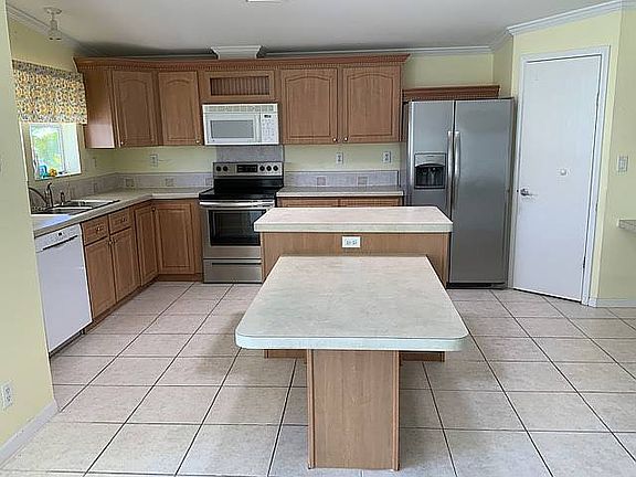 4th image of 271 Woodside Lake Dr