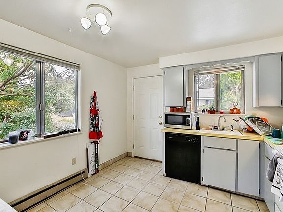 5th image of 718--720 E North Ave #3