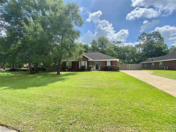 2nd image of 5325 Southern Oaks Trl