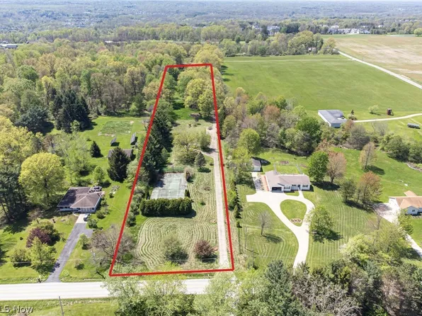5840 Boneta Rd, Medina, OH 44256