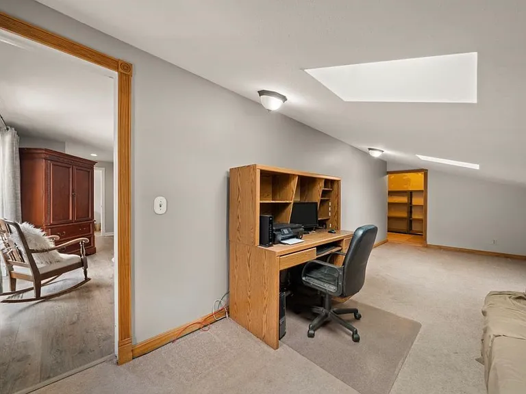 11825 N Fairwood Dr — Photo 23