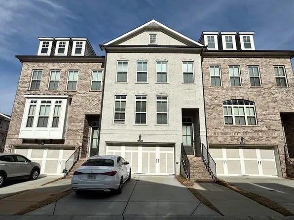 1411 Wisteria Wall Dr, Suwanee, GA 30024