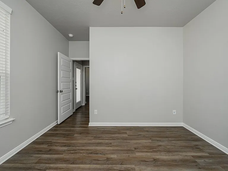 1129 Trellis Pass — Photo 35
