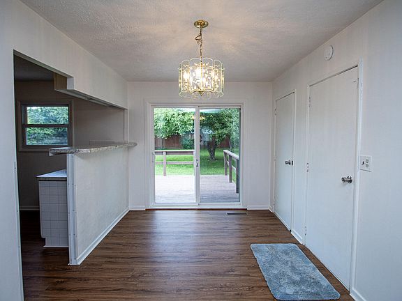 4th image of 20 Tioga Ln
