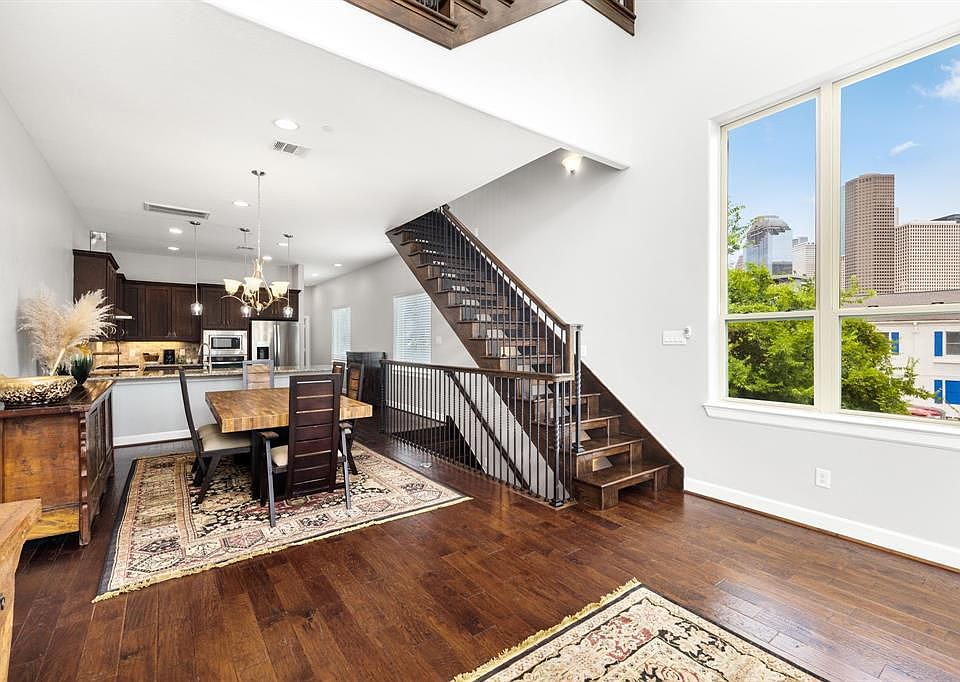 1st image of 1112 Andrews St #1