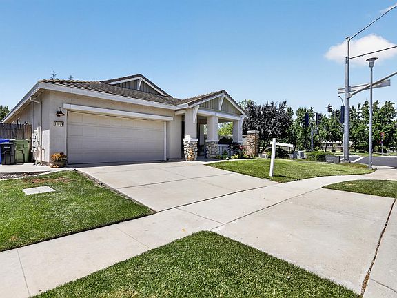 3rd image of 10014 Blossom Ridge Dr