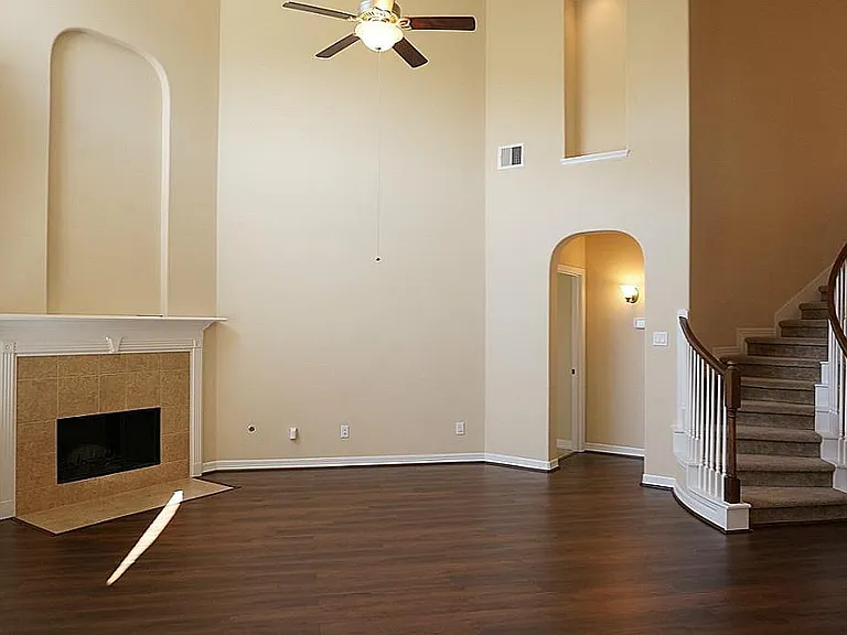 3319 Hawkins Glen Ln — Photo 4