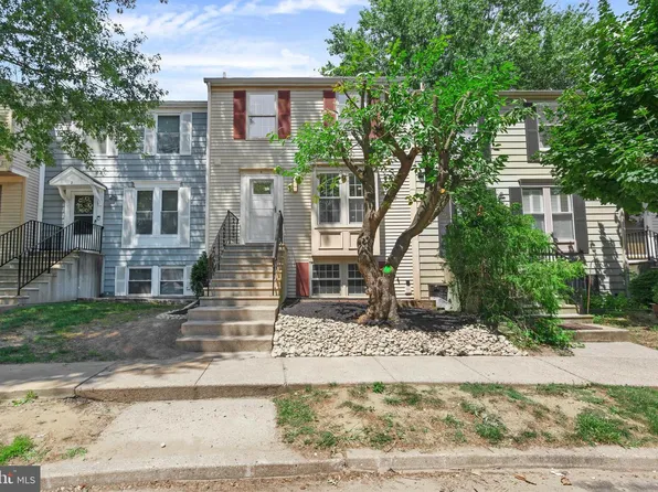 3 Woodland Ct, Hamilton, NJ 08610