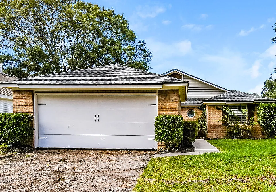4357 Lake Woodbourne Dr S