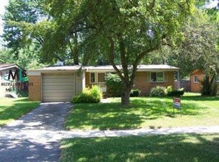 868 Norwich Dr, Troy, MI 48084