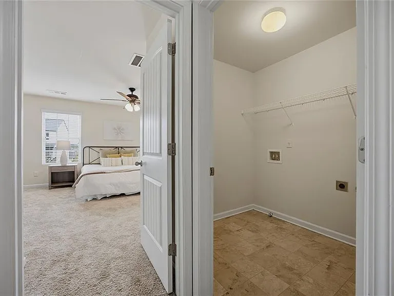 3110 Boxwood Xing — Photo 28