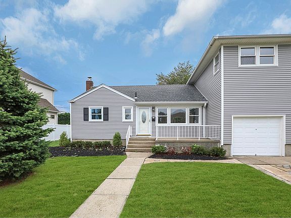 3rd image of 6 Shelley Ct