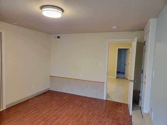 4th image of 1412 11th Ave #A