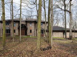 4950 Strickler Rd, Clarence, NY 14031