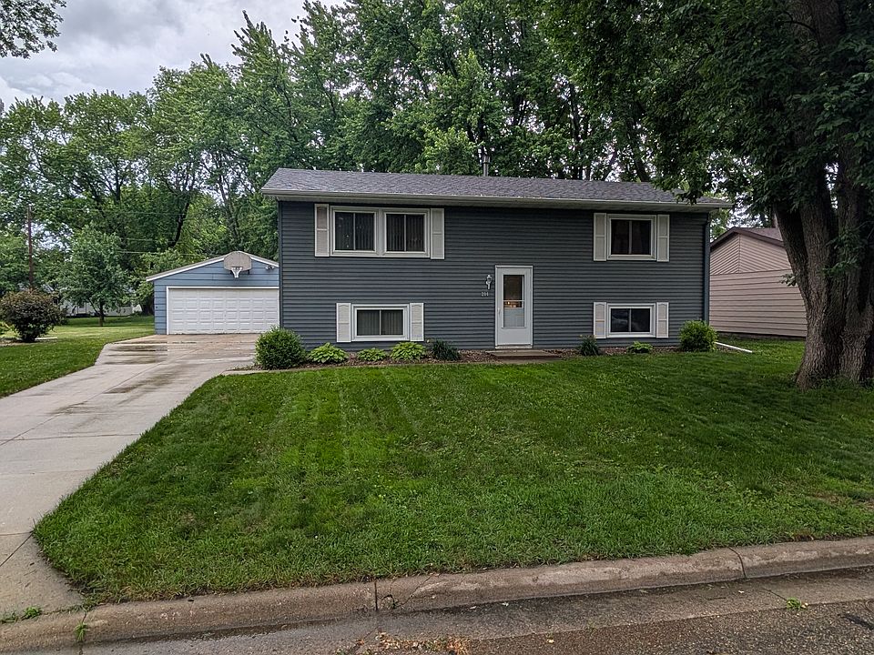 1st image of 204 Ann Dr