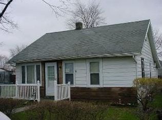 13 Cooper St, Oregon, OH 43616