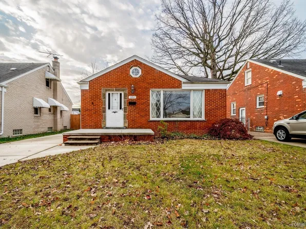 13511 Oakdale St, Southgate, MI 48195