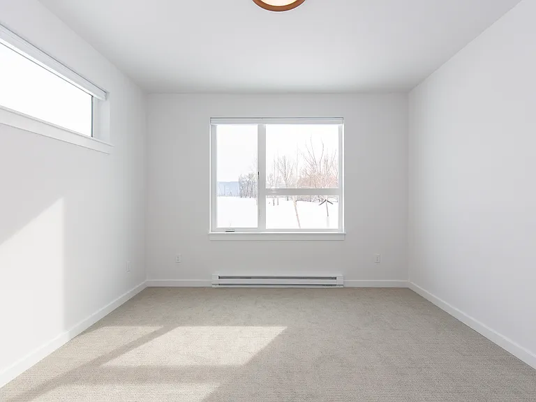 1942 Southbridge Dr #C — Photo 14