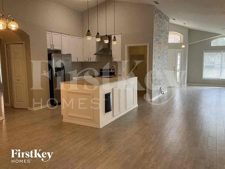 14140 Sapphire Bay Cir — Photo 7