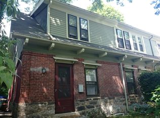 23 White Pl, Brookline, MA 02445