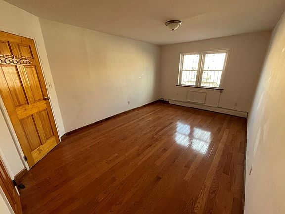 5th image of 1881 Shore Pkwy #2