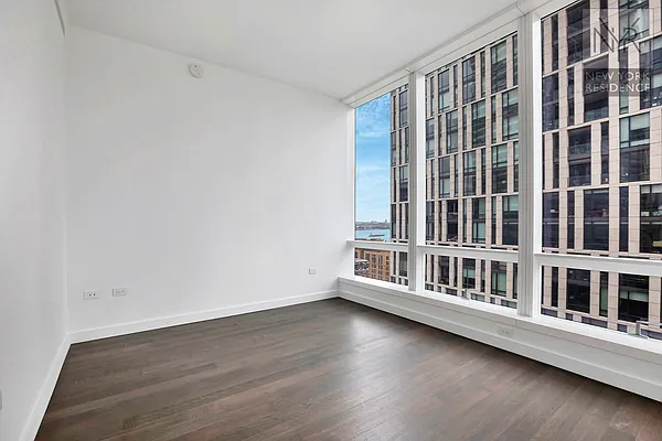 Rented by New York Residence | media 53