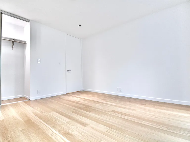 120 Randall St #120 — Photo 35