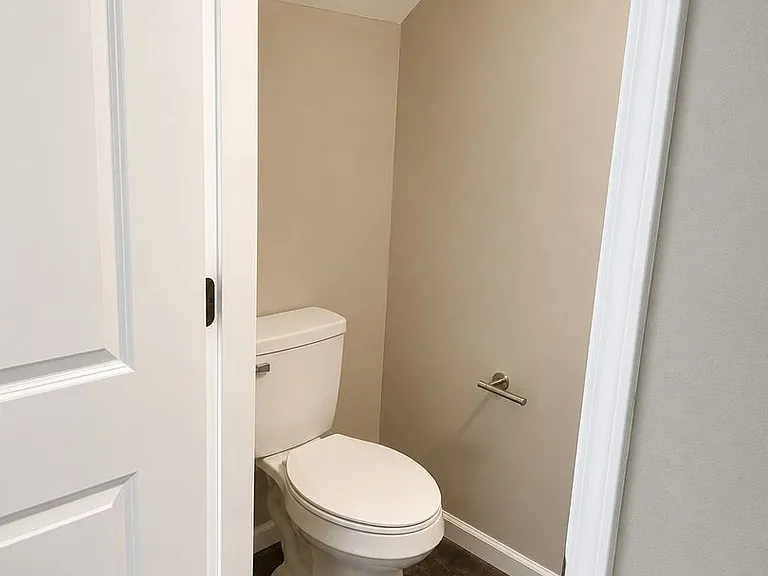 903 Martin Luther King Jr Dr — Photo 25