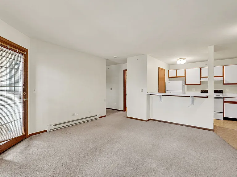 330 Leah Ln #2C — Photo 7