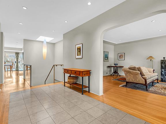 2nd image of 1549 W 33rd Ave