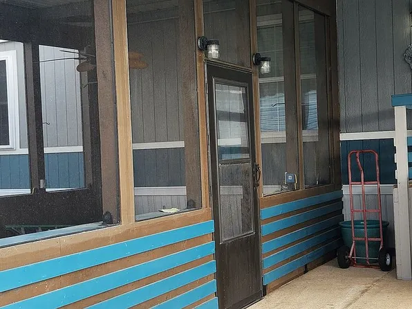 2899 Sugarloaf Dr Trailer 164, Lake Charles, LA 70607