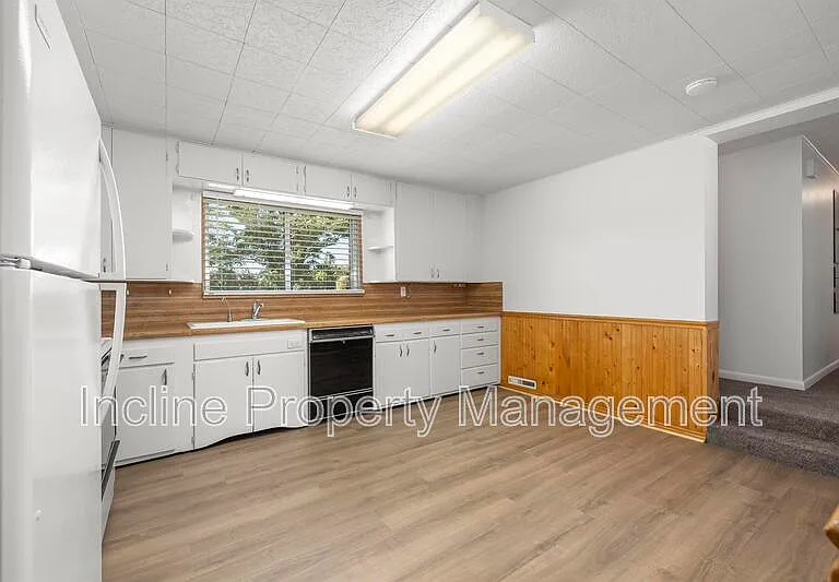 11920 S Redwood Rd — Photo 8