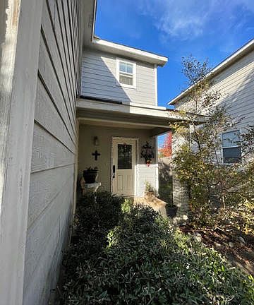 2nd image of 25111 Longbranch Run