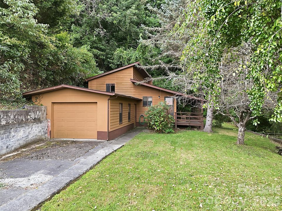 1st image of 128 Wildcherry Hill Rd