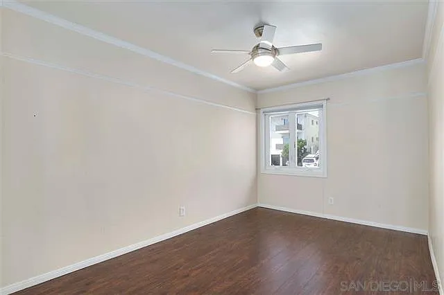 1821 Linwood St — Photo 13